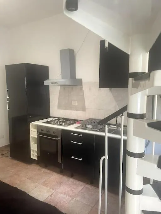 Holiday home Malpensa House 29 Piu Servizio Taxi Mxp 20 Euro Lonate Pozzolo